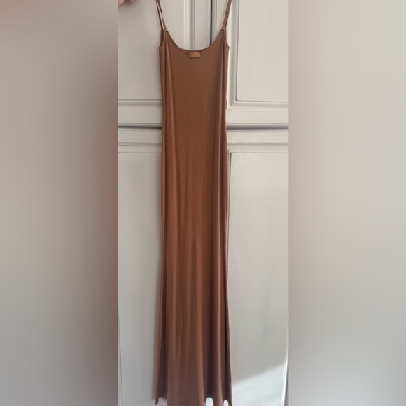 SKIMS Brown Maxi Dress - Picture 2 of 3